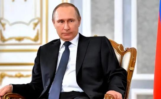 打到现在，俄罗斯算是明白了：就算把乌克兰的城市炸个遍、电网全摧毁，也撼动不了其军