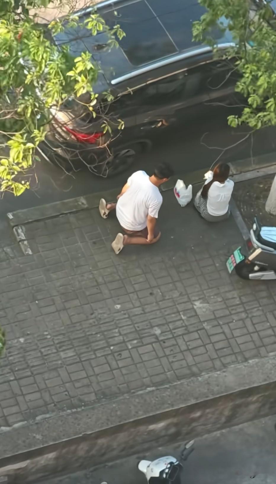 要往哪个方向拜，才能找到这样的男生