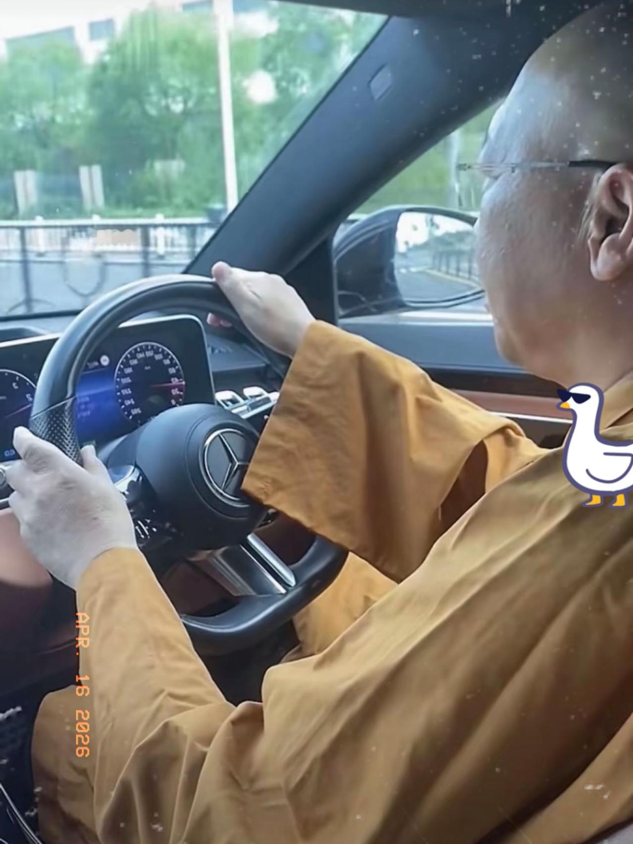 浙江4057座寺庙全国第一，比福建多千座，如今密集关停，早该整顿了！南朝四百八