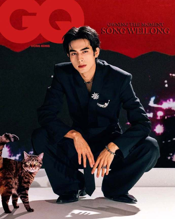 宋威龙纯正港男味宋威龙好适合穿黑色紧身上衣宋威龙港版GQ封面，好纯正的纯正港男