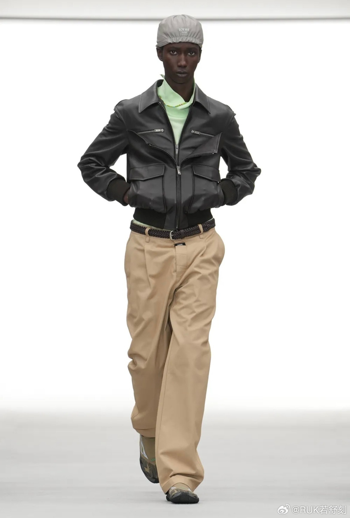 LOEWE这季有点东西时装周LOEWE的改变我想JackMcCollough