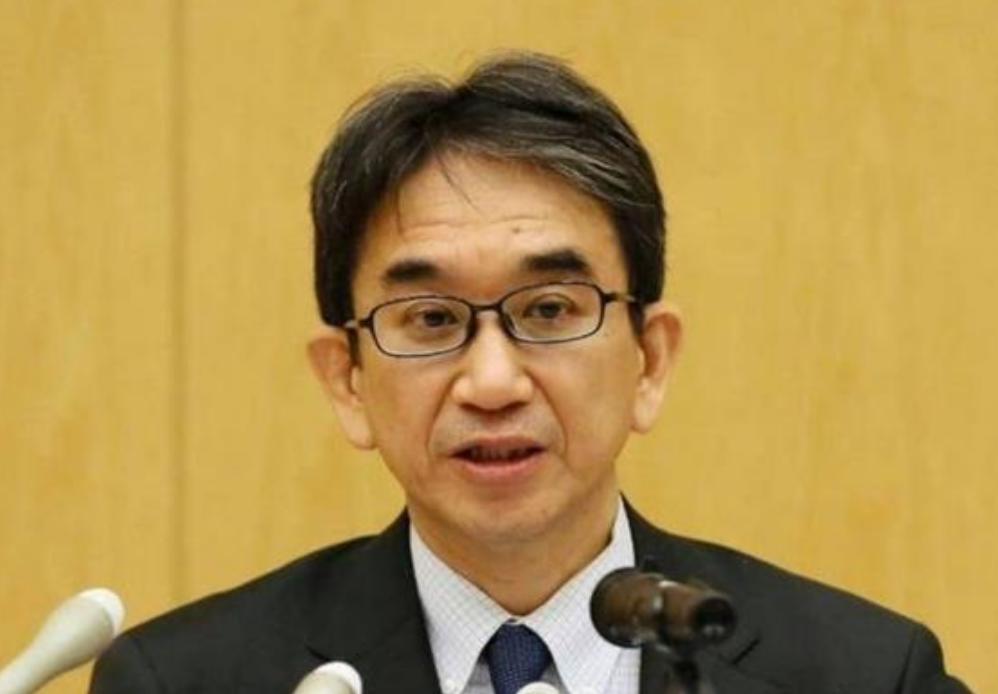 日本政客称：以前我们一直屈服于中国，但这次不行，原因很简单。说白了，日本右翼