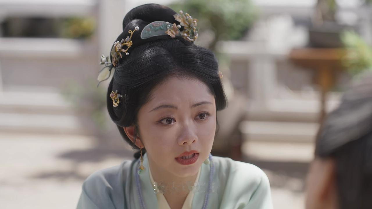《兰香如故》大结局：薛桂花直至病逝，始终没能从过往的执念里走出来。薛桂花弥留之际