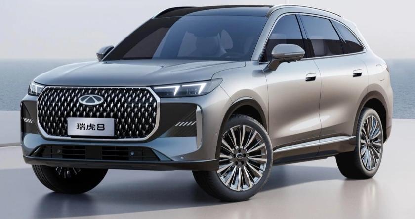 奇瑞这次真会玩，瑞虎8PLUS直接上了俩前脸。今天开始预售，10号正式上市，想