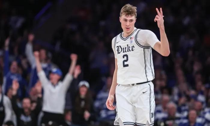 ESPN设计三笔能够让独行侠放弃状元签的交易：现实吗？独行侠得到：2025年