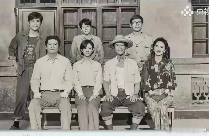 黄晓明的转机或许要来了，他确实该感谢赵丽颖。《造城者》的先导片质感出众，服化道