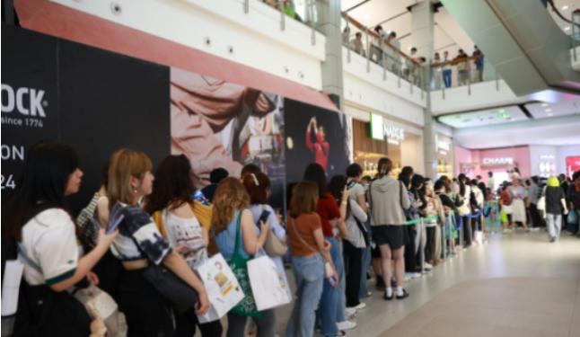 30多万泰国人涌入中国，却打着旅游的“幌子”，实则另有目的！不吃美食，不参观景点
