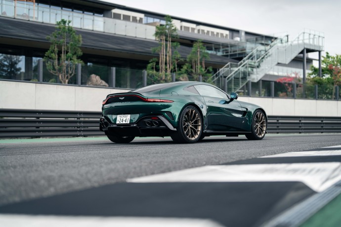 马丁颜值真高AstonMartinVantageS