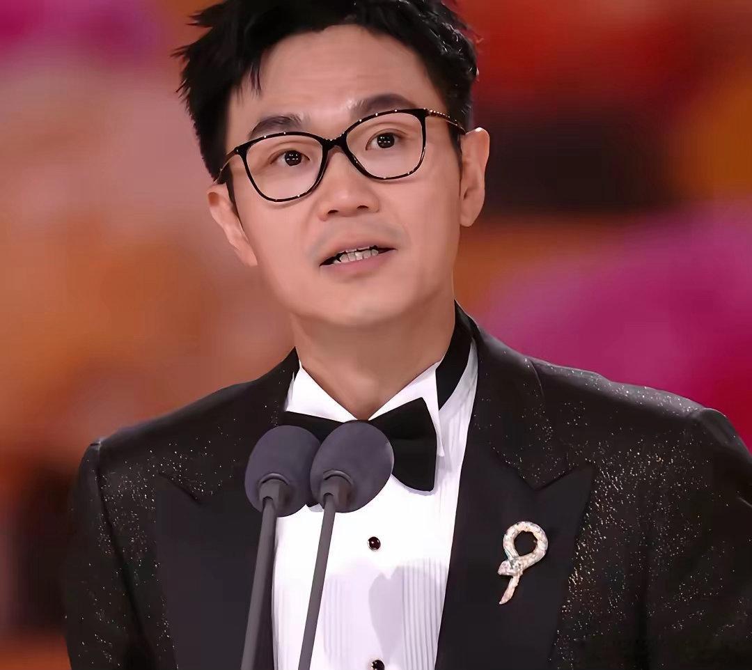 大鹏百花奖获奖，彻底证明：北京电影学院导演系，基本形同虚设大鹏凭《长安的荔枝》拿