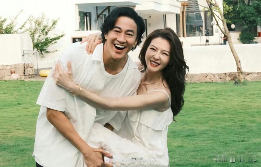 一、拒绝伤害性医疗干预何润东多次公开强调，坚决不让妻子尝试试管婴儿、促排卵等人