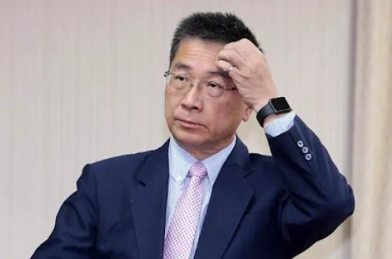 这下不用洗了，因为岛上民进党秘书长徐国勇公开表示，它们就是日本人！ 这样的