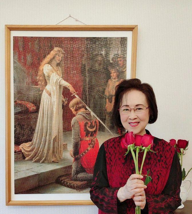 1964年，琼瑶离婚后，做了平鑫涛的情妇。平鑫涛的妻子哭着求她，把丈夫还给自己，