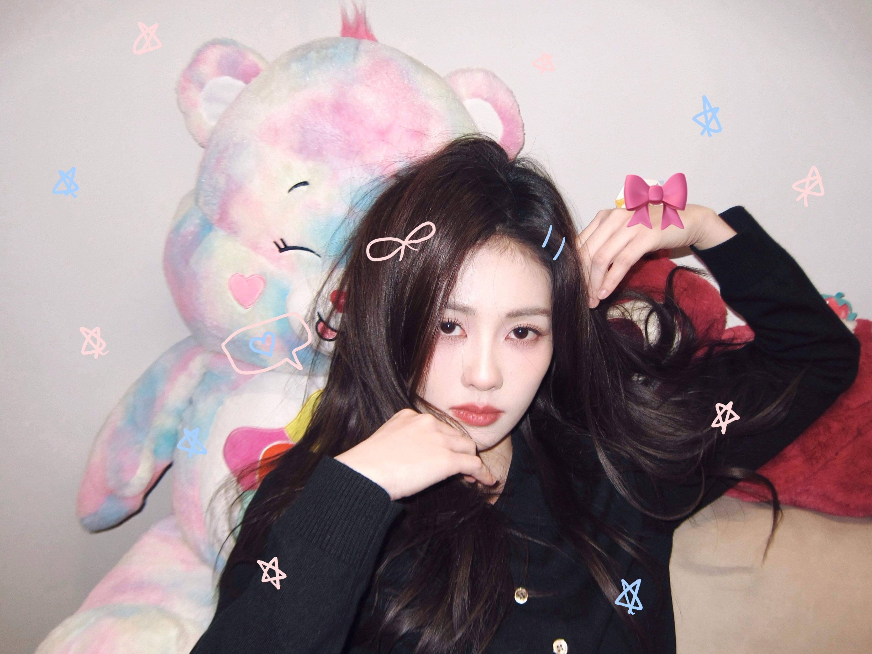 白鹿拍照游戏玩上瘾了白鹿在复制粘贴的时代，你是手写的诗