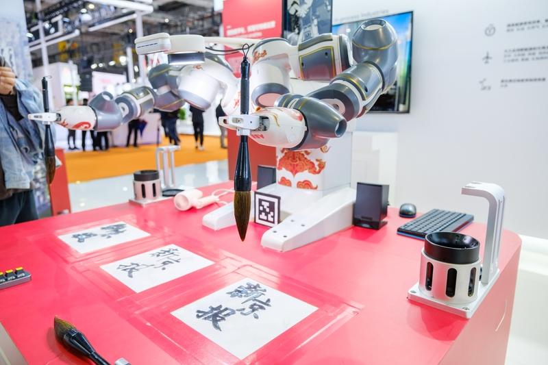 中国再迎顶尖AI人才，庞智博加盟北大曾任职于瑞典高端制造巨头ABB的工业芯片