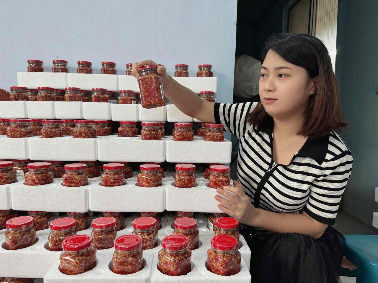 广西炮哥你什么意思？什么叫我惦记广西小勇50万？广西小勇以前是给我看过他的存款，