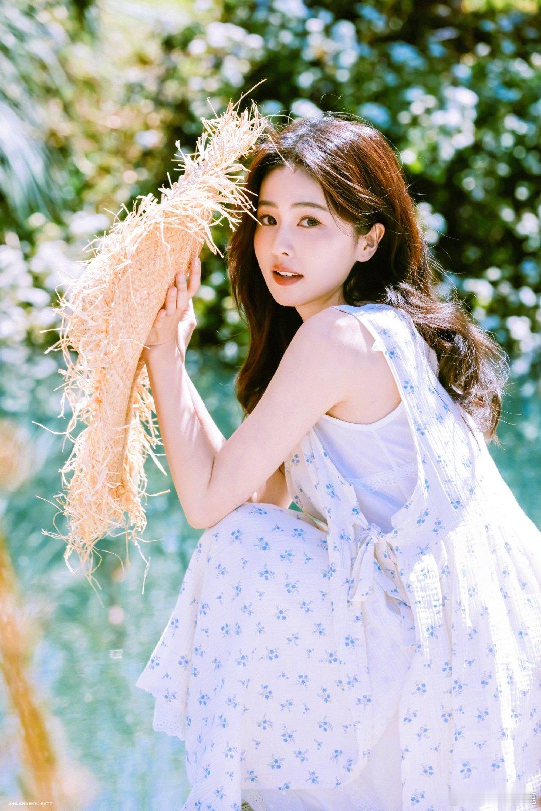 #白鹿#梦妍好美永远支持你​