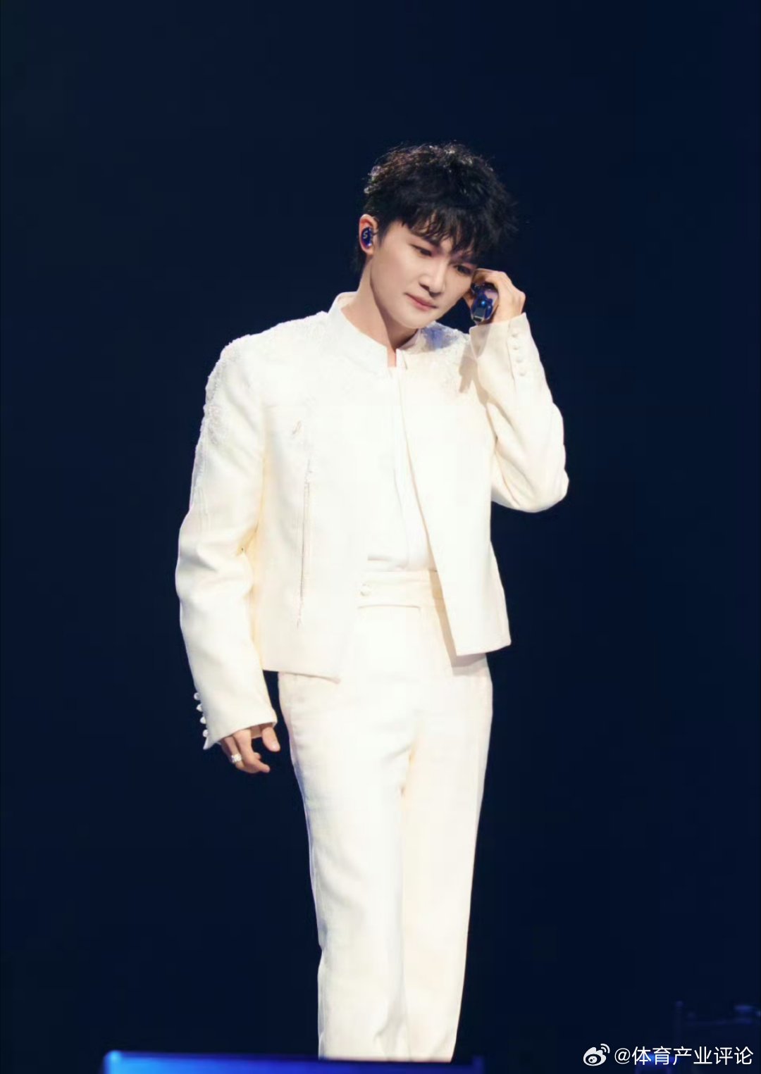 周深献唱苏超揭幕战影视综电竞体育游戏，哪都有周深啊