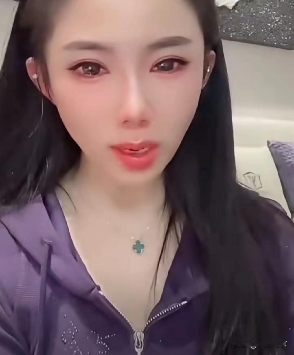 宝军女朋友武柒柒泪洒直播间，让宝军给他一个交代，我最害怕冷战，没有提分手就是不回