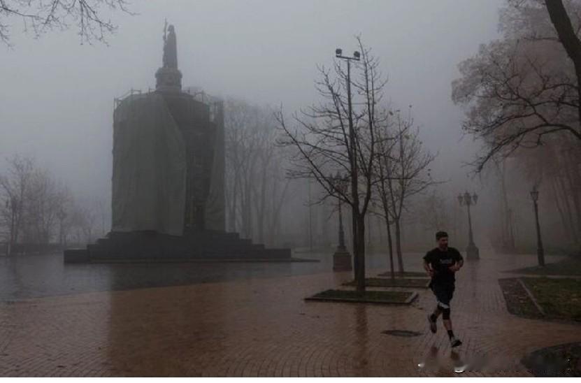 以色列称杀死了大约40名被困在加沙地带的哈马斯武装分子。路透耶路撒冷12月4日