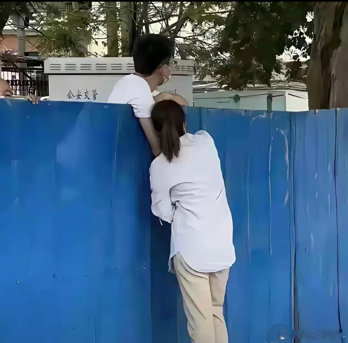 有谁知道，这是在干嘛？搞笑