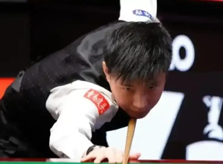 新科世锦赛冠军首轮出局！女子选手锤爆前16男名将！2025单局限时赛的冷门，比你