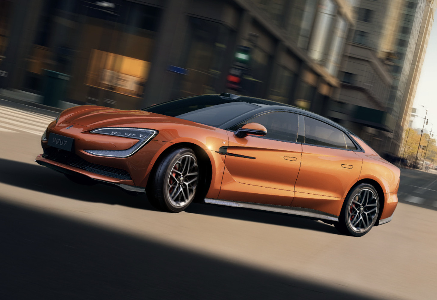 新款仰望U7首搭第二代刀片电池新款仰望的电池也做了一次大的更新。官方的数据显示