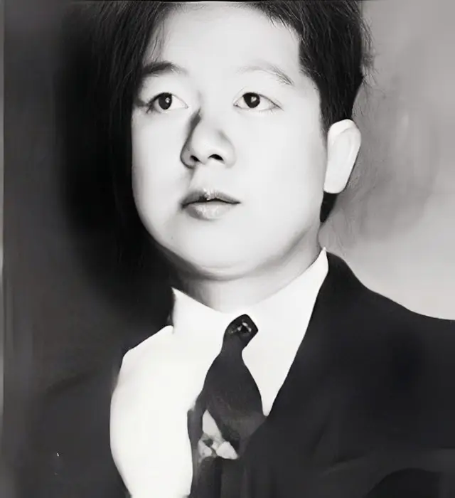 1964年，孔祥熙、宋霭龄的小儿子孔令杰结婚了，他的婚事轰动美国，因为他娶的是好