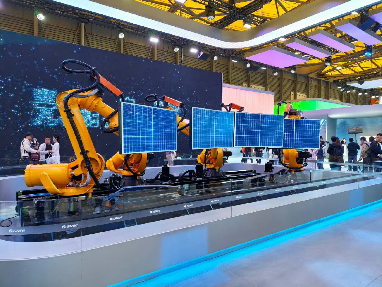 AWE2026，格力展台这一圈下来信息量真的有点顶👇先讲大家最关心的：现在买格