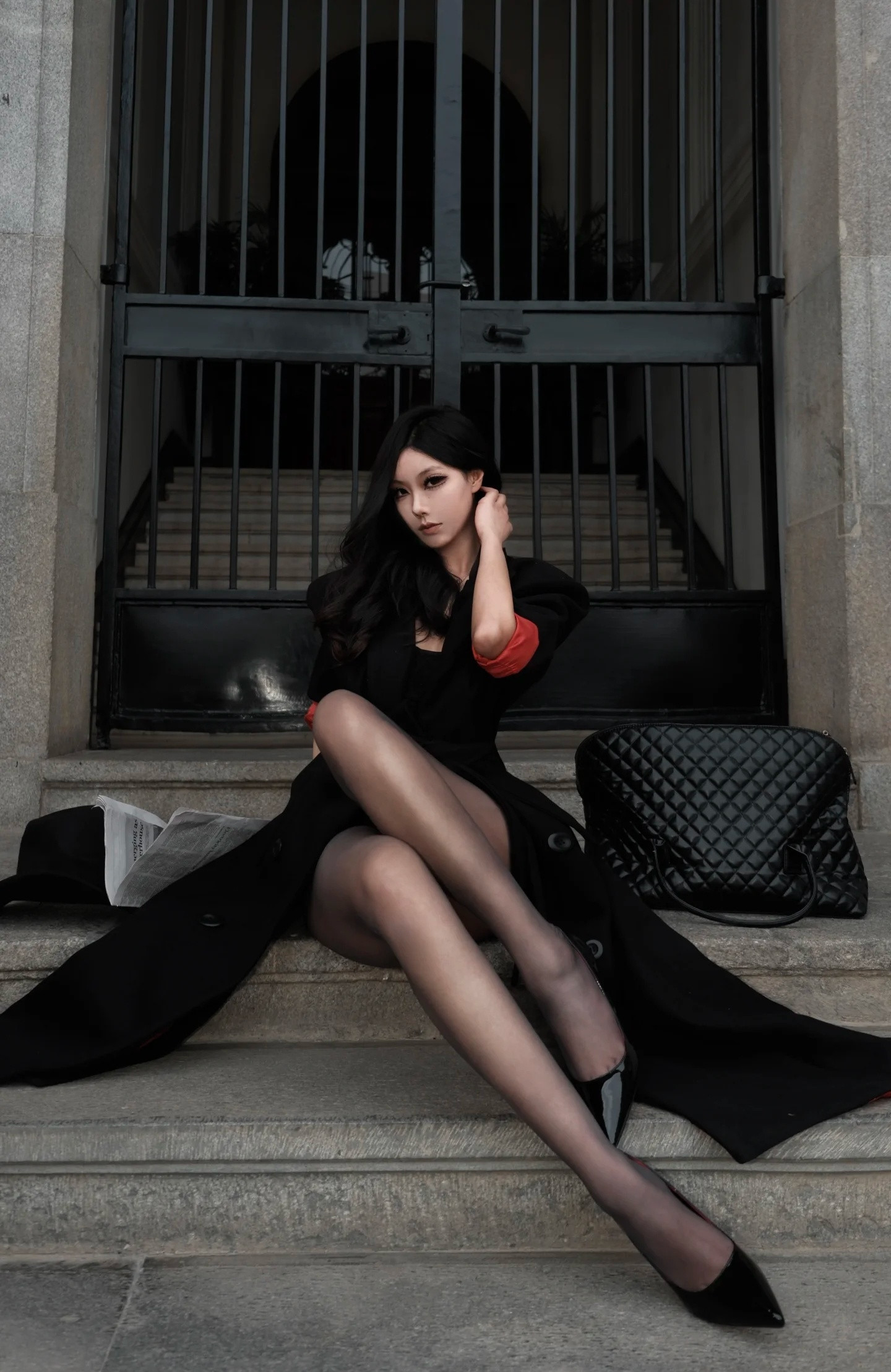 红底高跟鞋+黑丝大长腿