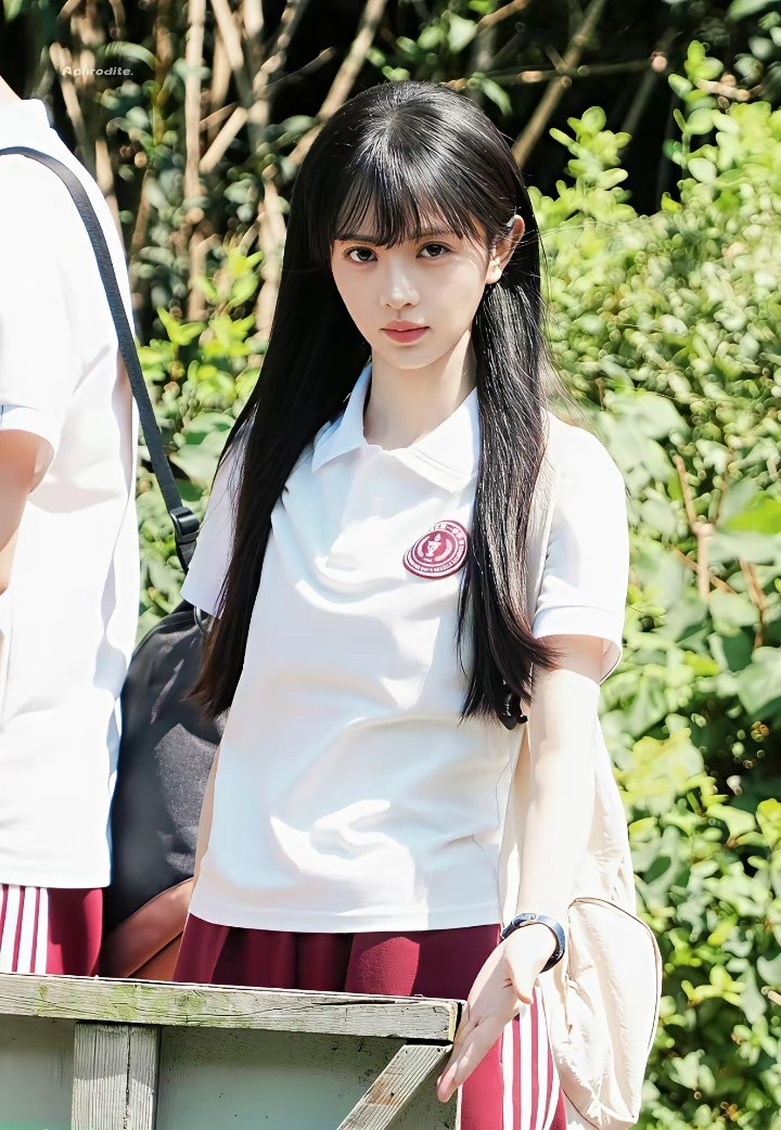 2026年暑期档95花女主混战：1.田曦薇《天才女友》2.王楚然《这一秒过火》3