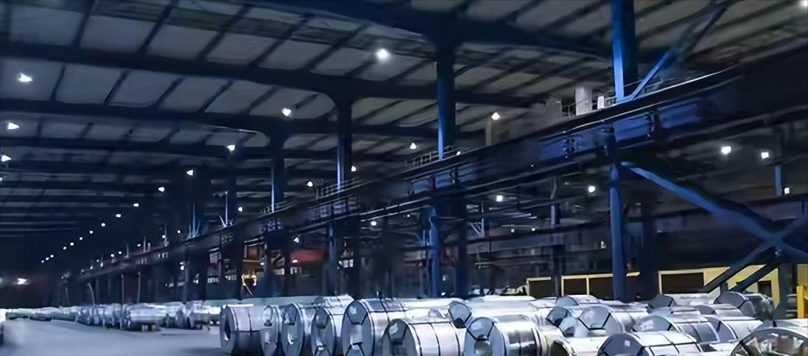 好家伙！中国钢铁突然不“贱卖”了！从明年开始，想买中国钢？得先“凭票”！最近