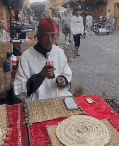 看来大哥已经找到了，什么才是快乐的源泉。