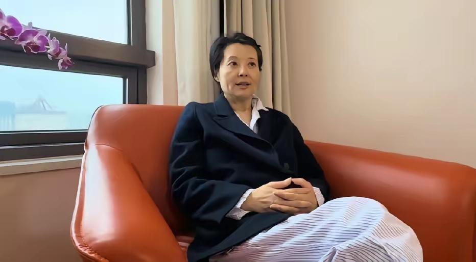 曾经那个古装美人，如今也是一位满脸憔悴的老太太了，你还能认出是谁吗？