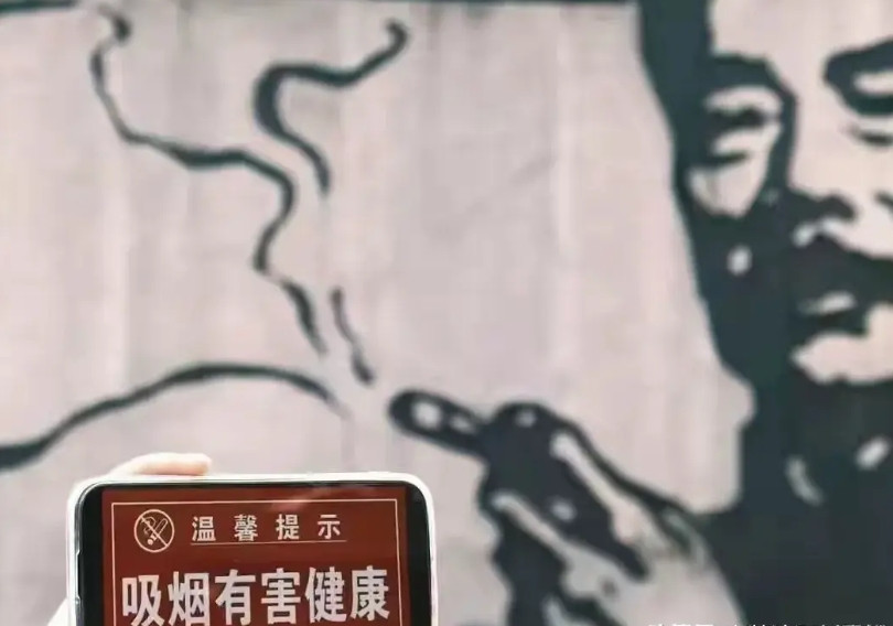 近期闹得最欢的“禁烟”风，从绿皮车厢到了高铁站，一个个仿佛化身“禁烟斗士”的人开