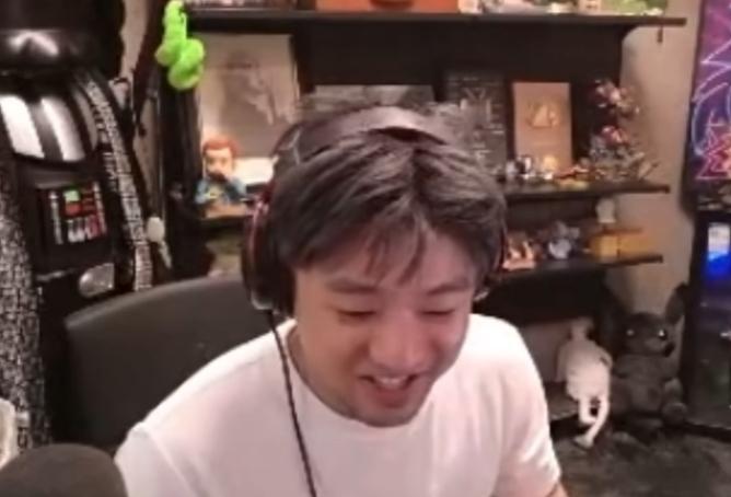 LOL这边李文锴问ICON有没有梦想组个班子挑战一下OB天团的DOTA2，不过I