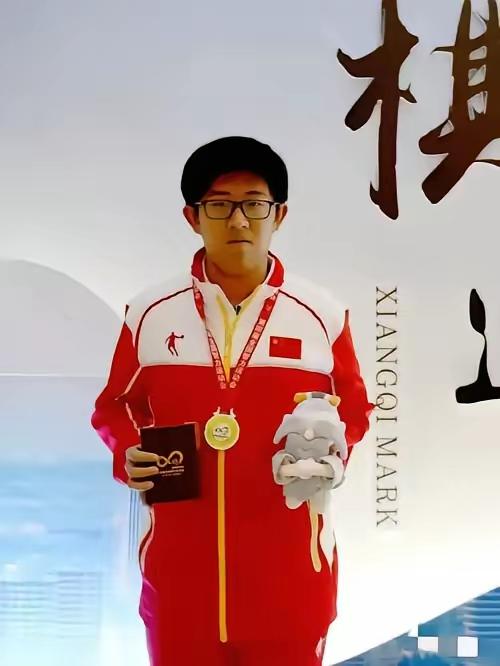 天天象棋杯第五轮的比赛全部结束，等级分排前两名的孟辰和曹岩磊难出线，孟繁睿和王禹