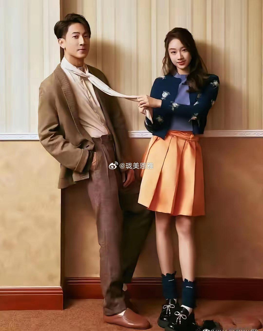 吴尊带15岁女儿拍杂志俩人一个帅显年轻，一个美又高挑​​​