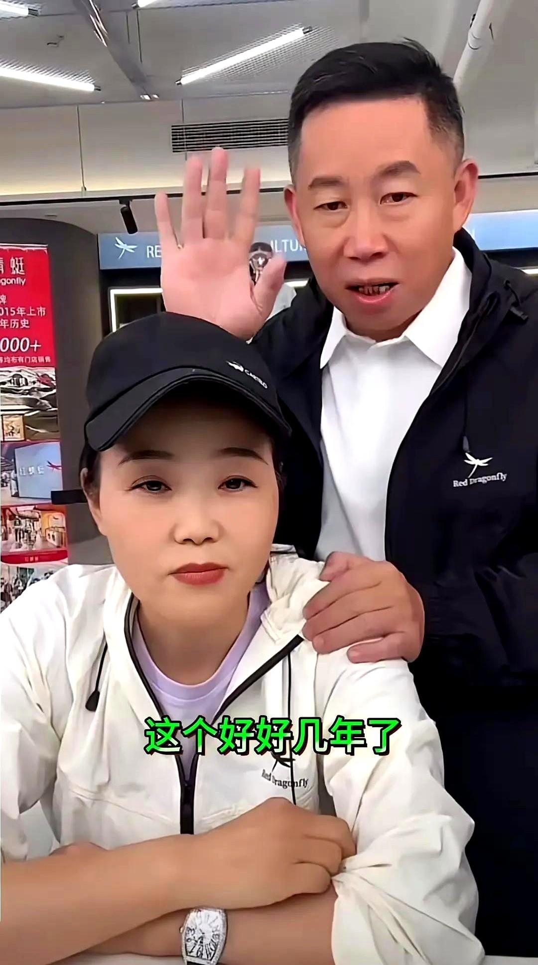 孙海洋一家子最近又成了热搜常客！谁能想到当初那个全网揪心的寻亲家庭，如今摇身
