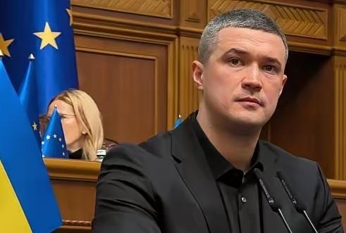 【费多罗夫：目标是每月消灭5万名俄军士兵】明天年满35岁的乌克兰防长米哈伊尔·