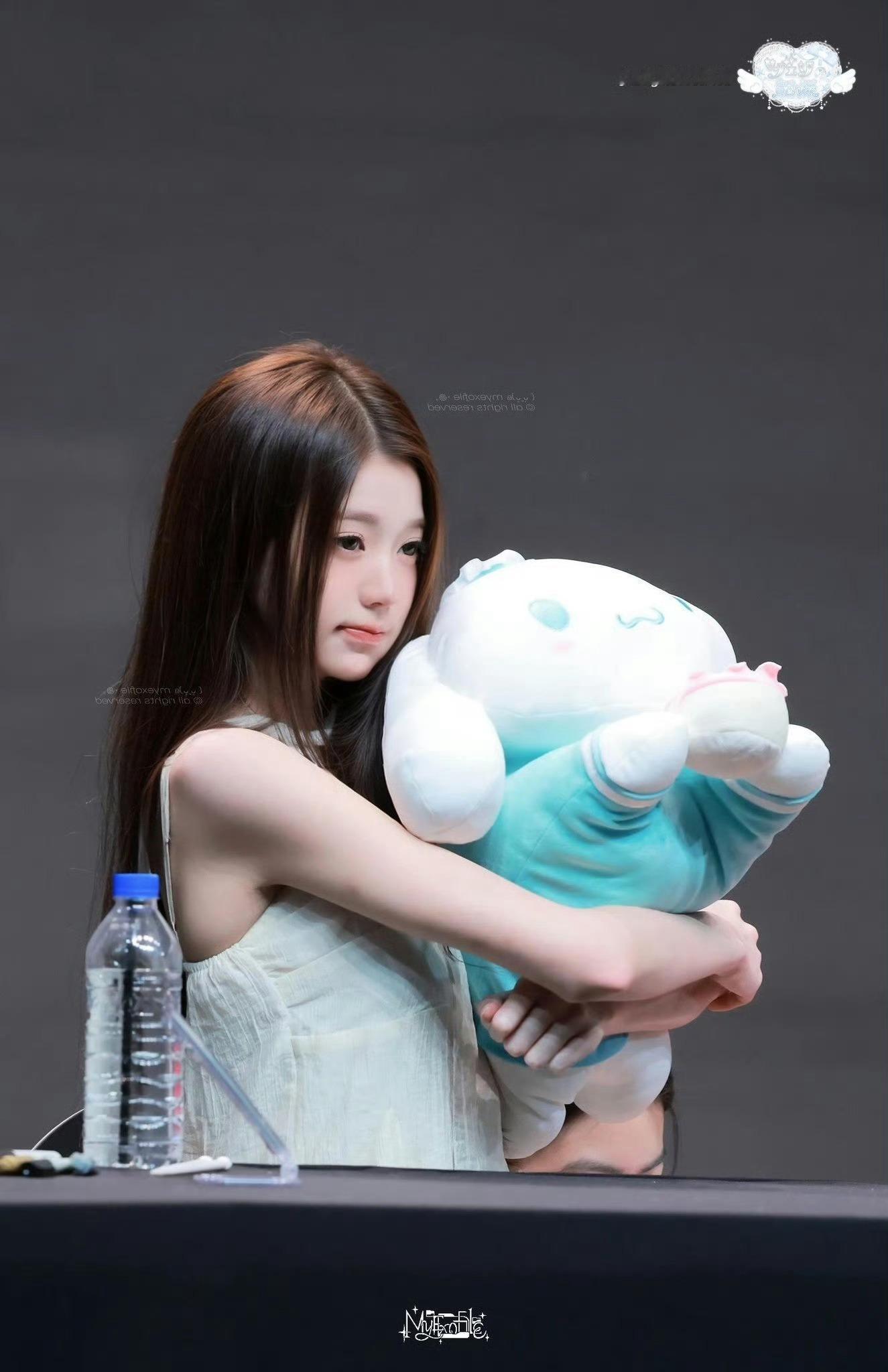 我老公好像是儿童啊……张元英｜张元英0831生日快乐​​​