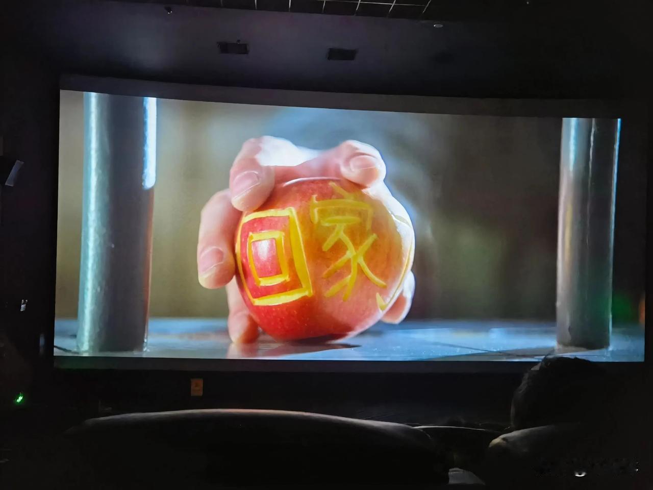 看完《731》，才明白，这根本不是一部恐怖片。整部片子，导演没有给人们展示血肉横