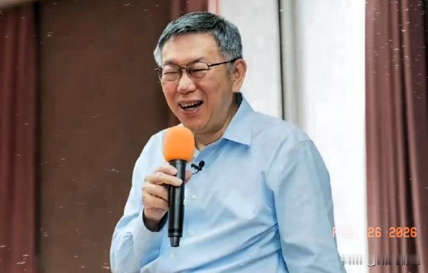 彻底掀桌子了！柯文哲还在盘算如何向执政党套近乎讨要政治筹码，黄国昌直接在新北市的