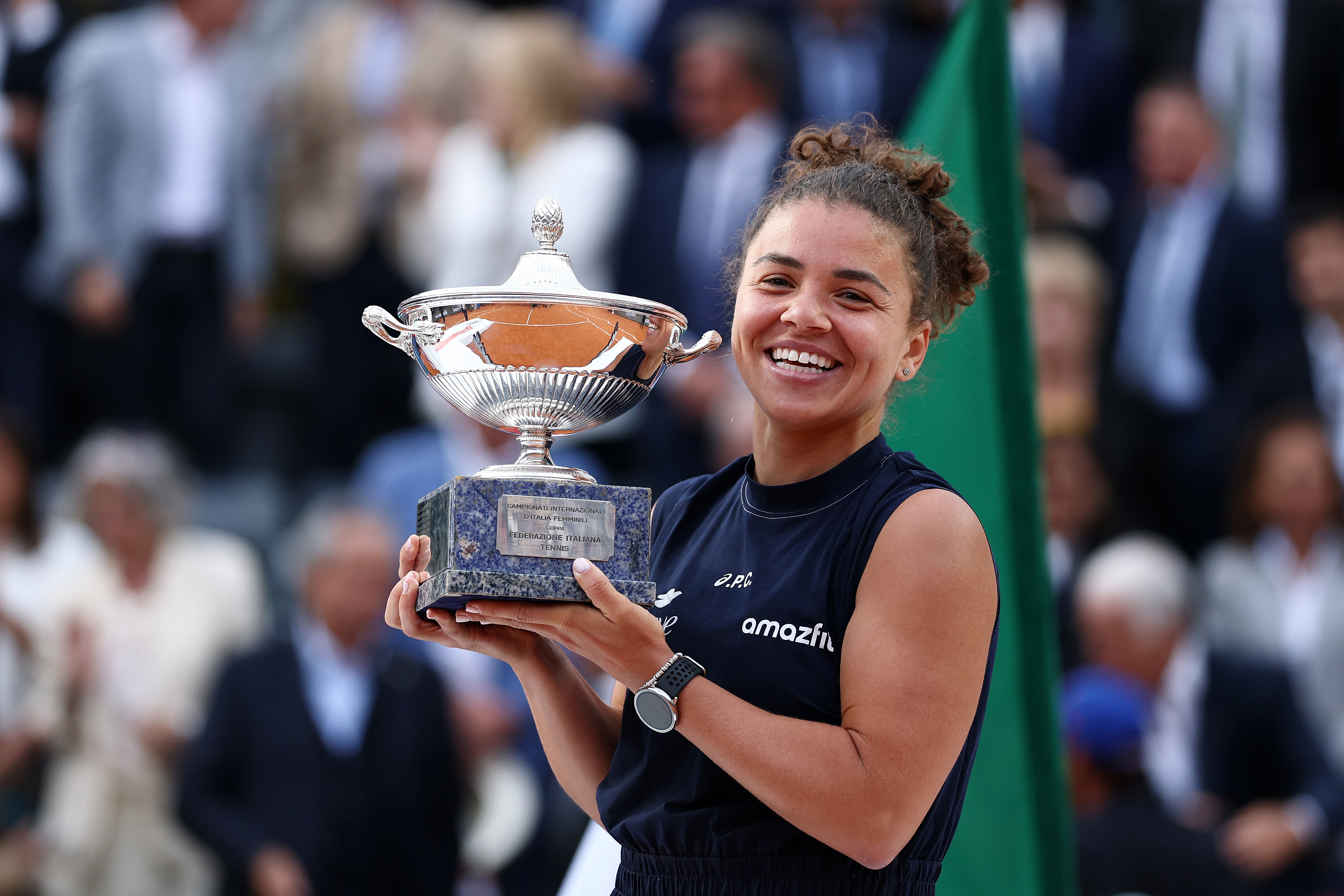 WTA1000罗马站签表出炉，前八种子对位如下：萨巴伦卡-阿尼西莫娃高芙-