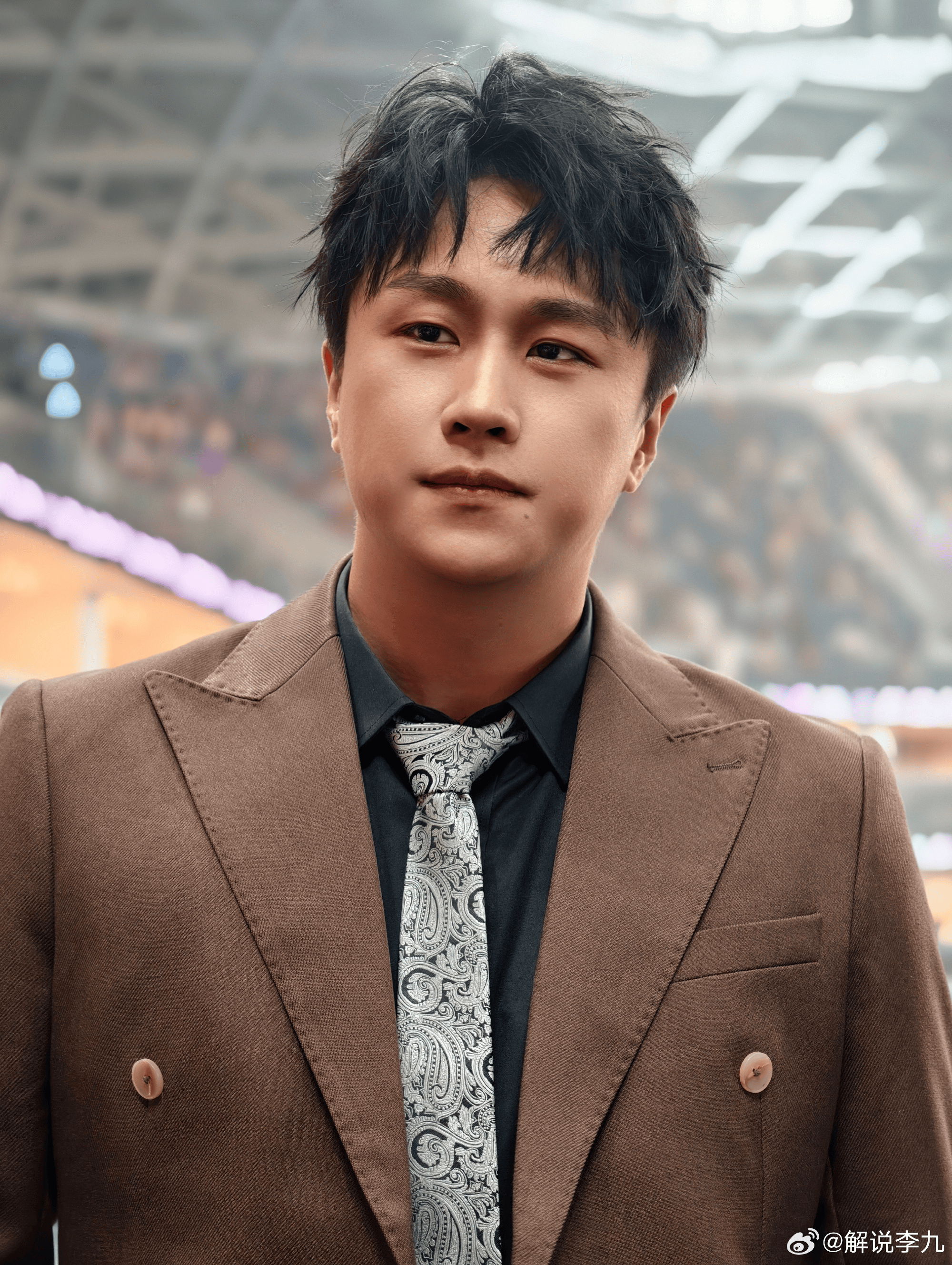 李九发文: 无论爱我还是恨我, 都很感谢! 我会努力提升自己