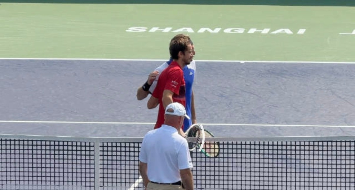 无人在意的角落里，过气CP梅西会师多哈赛第二轮，两人上一次交手，已经是前年的上海