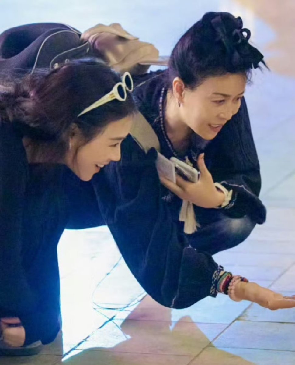 马思纯那英纸短情长那英告别花儿与少年马思纯写给那英的信太好哭！[捂