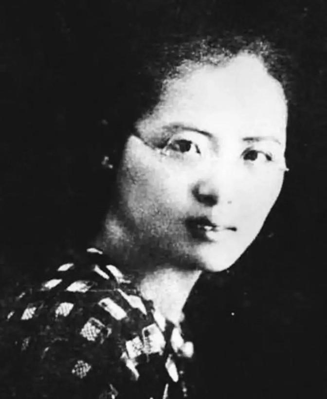 1929年12月，高恬波被敌人施加了“披麻戴孝”的酷刑，极其残忍，并不是我们以为