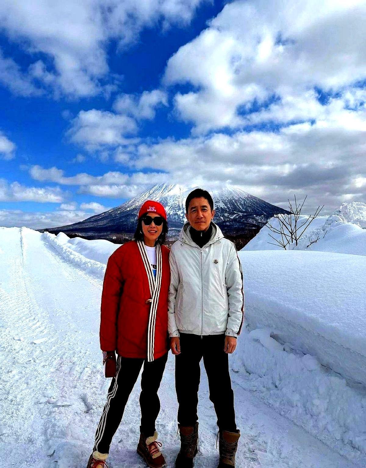 结婚36年不要孩子，过年还把梁朝伟晾在机场？刘嘉玲这段婚姻，全靠她在北海道摔的一