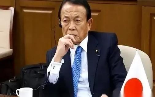 如果日本有太上皇，那便是麻生太郎。安培和岸田都是他扶上去的，石破茂稍有不听话，马
