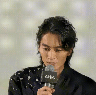 陈晓暴瘦亮相吓坏网友！前妻陈妍希状态碾压，新剧即将正面对打陈晓久违露面宣传新